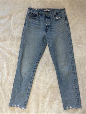Levi Premium Wedge Light Wash Jeans Size 29
